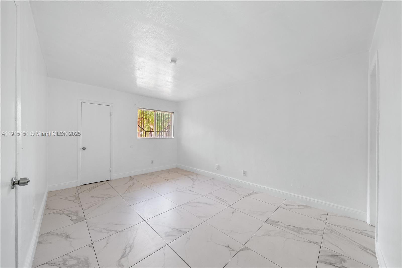 GREYNOLDS PARK GARDENS - Residential Lease