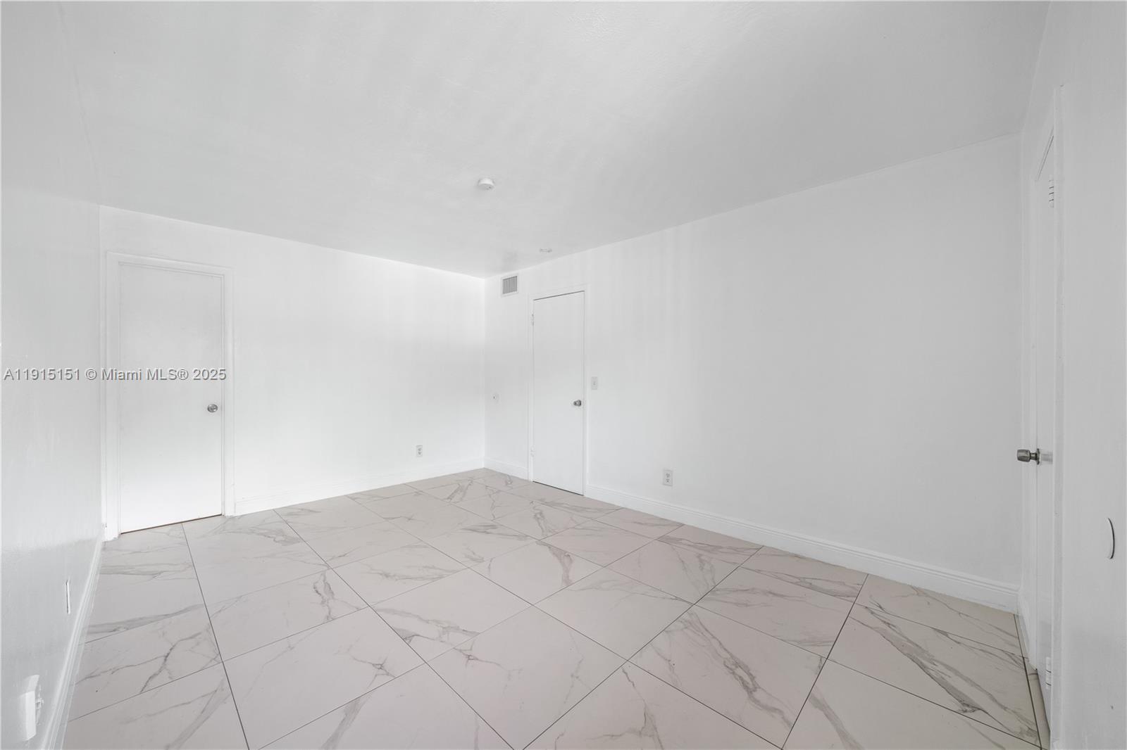 GREYNOLDS PARK GARDENS - Residential Lease