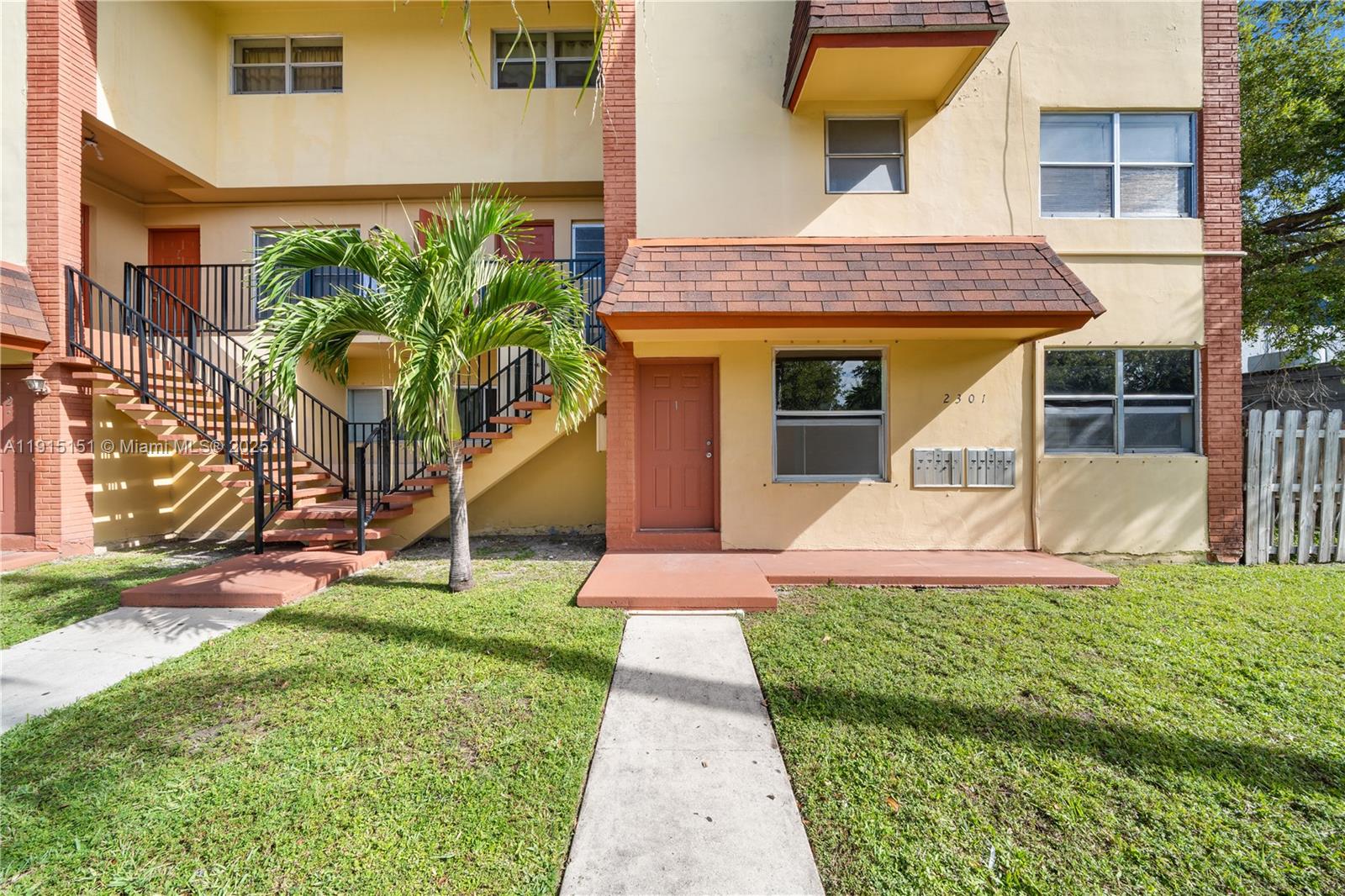 GREYNOLDS PARK GARDENS - Residential Lease