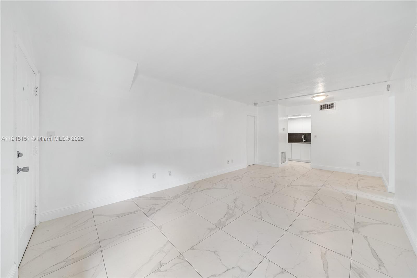 GREYNOLDS PARK GARDENS - Residential Lease