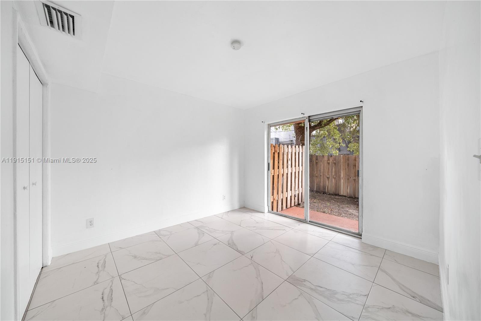 GREYNOLDS PARK GARDENS - Residential Lease