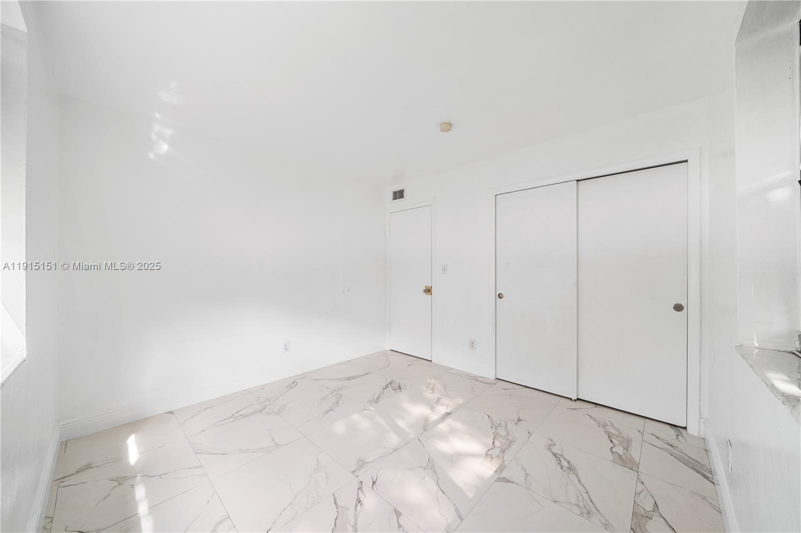 GREYNOLDS PARK GARDENS - Residential Lease