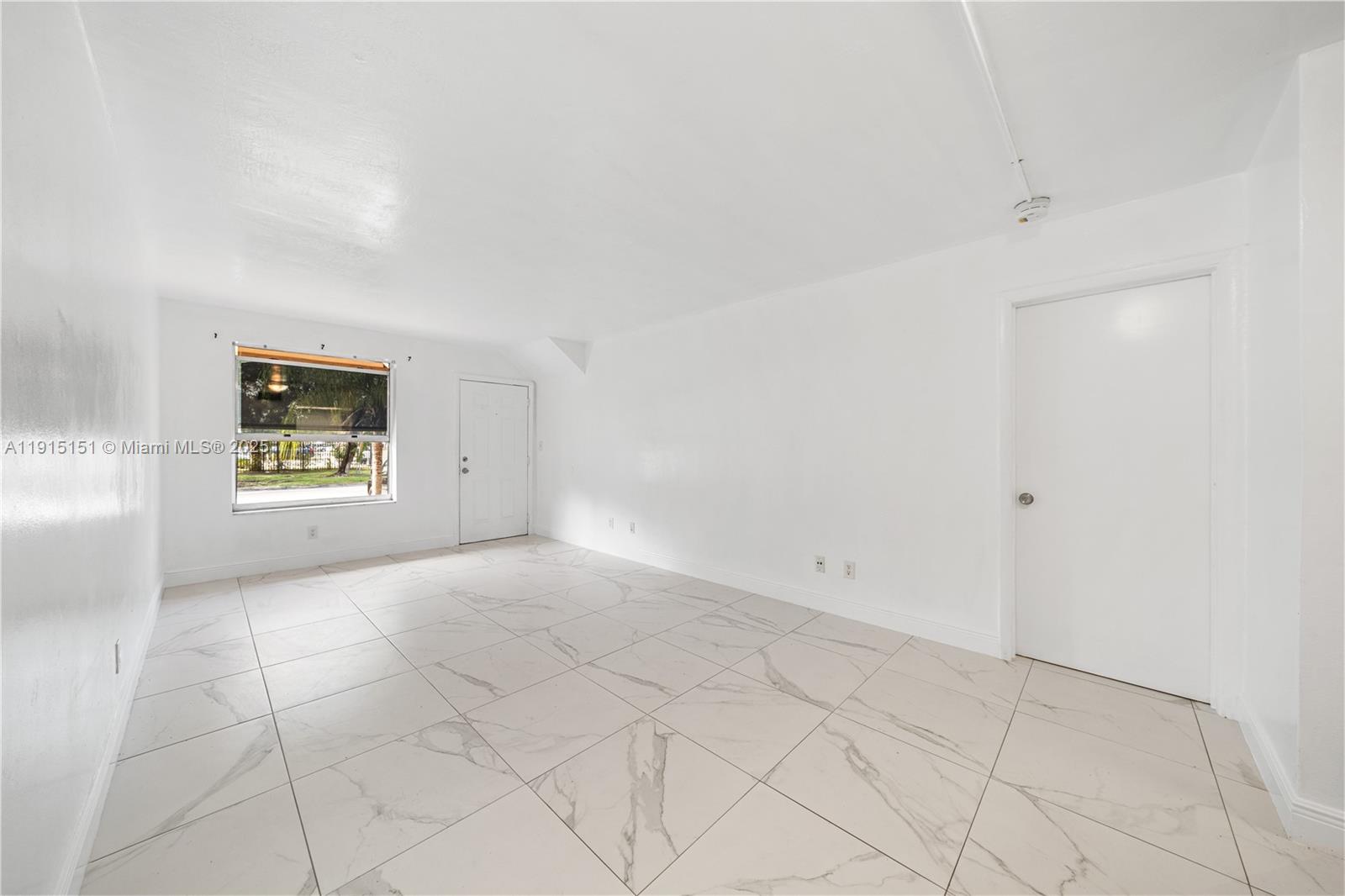 GREYNOLDS PARK GARDENS - Residential Lease