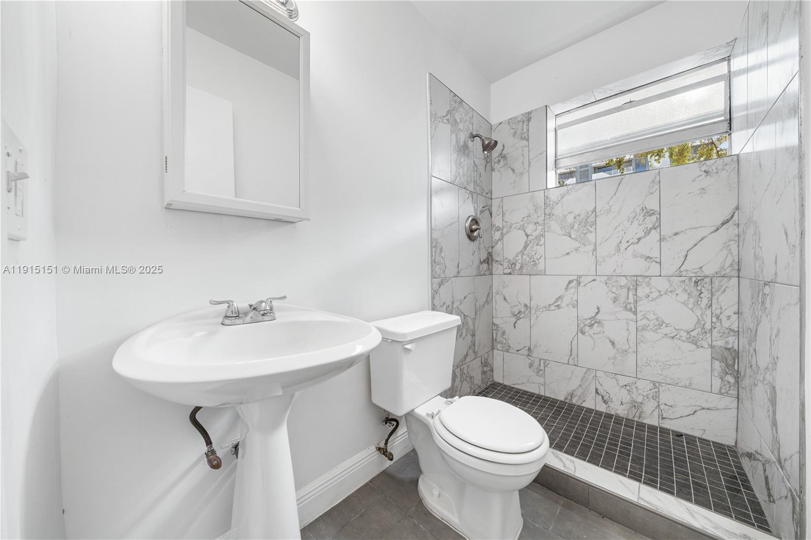 GREYNOLDS PARK GARDENS - Residential Lease