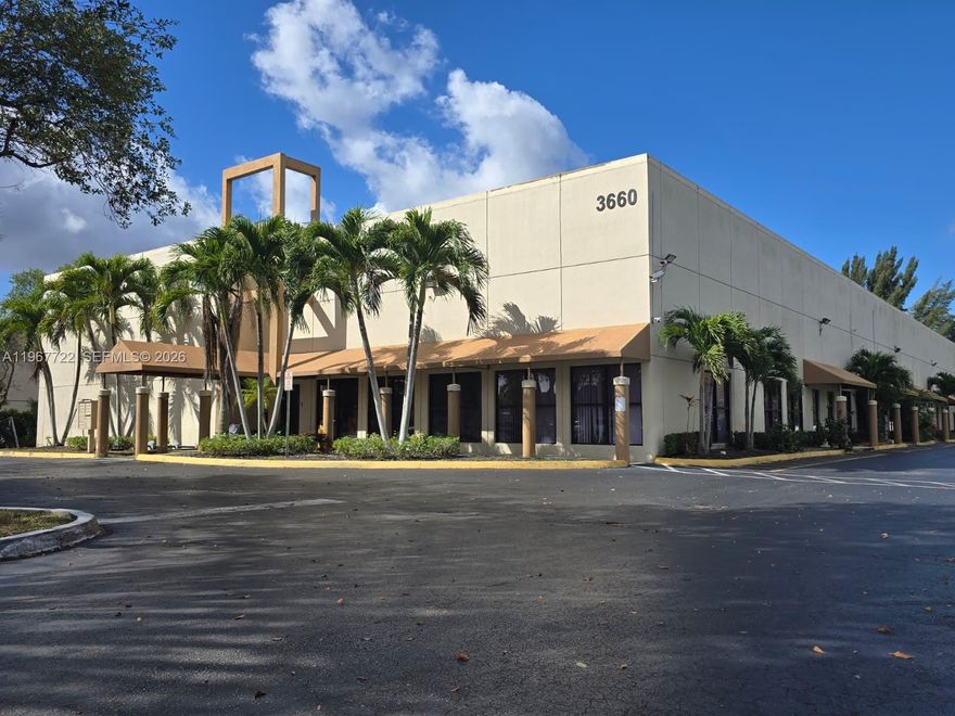 FOR SALE in Coral Springs Corporate Park! This listing is for 2 units: Unit 6 and 7 consisting of a total of 2914 +/- SQFT, or 1457 +/- SQFT each. Units are currently divided into two, but can be combined. Unit 6 is about 40% office and 60% warehouse, Unit 7 is about 45% office and 55% warehouse. Each unit has a welcoming reception area and 1 roll-up garage door (10’W x 12’H). Warehouse has 18’ clear ceiling height. Unit 6 is currently leased with a tenant in place; Unit 7 is vacant and available for immediate move-in upon closing. Easy access to Sawgrass Expressway. Contact for more information!