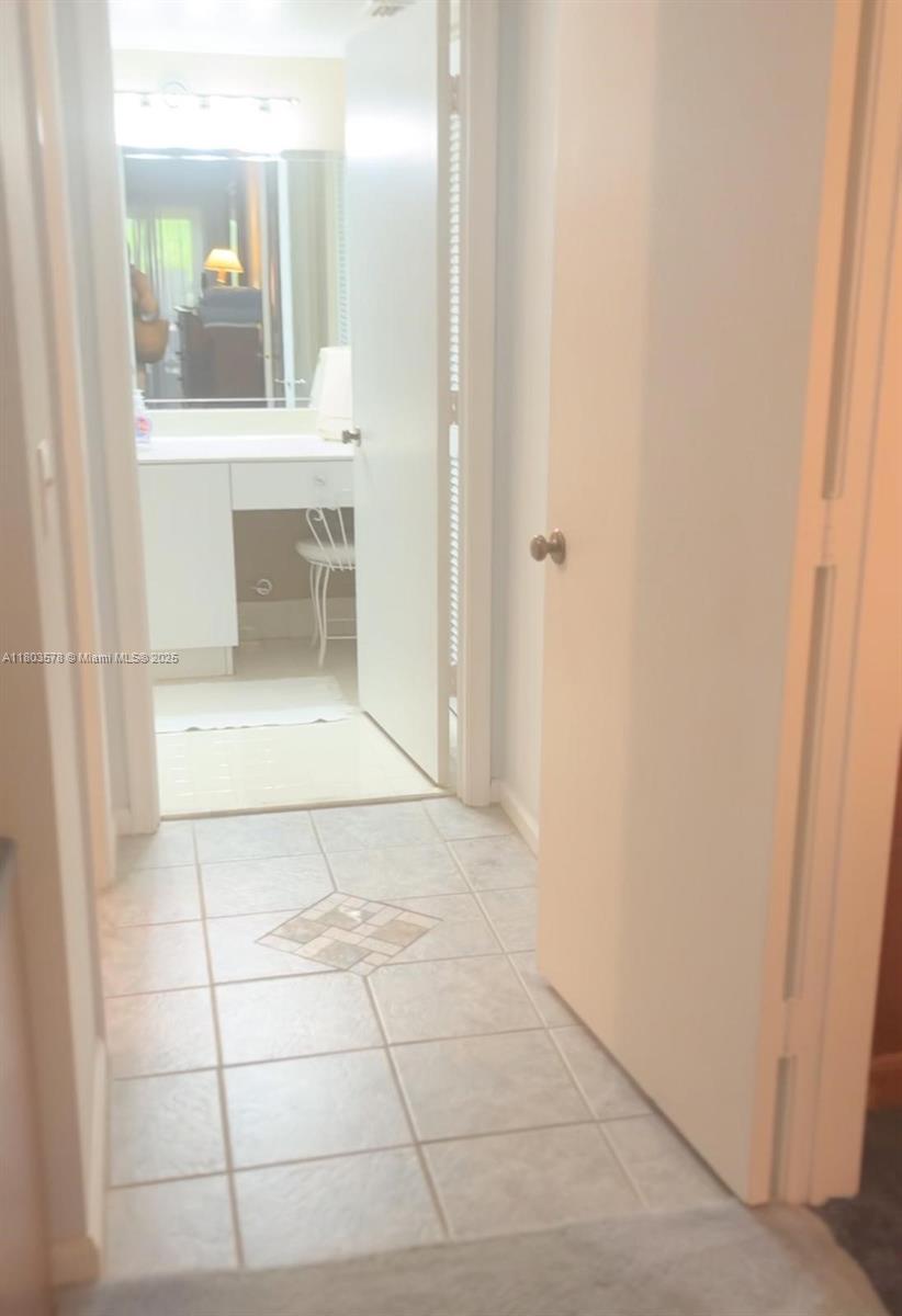 PINES OF BOCA BARWOOD COND - Residential