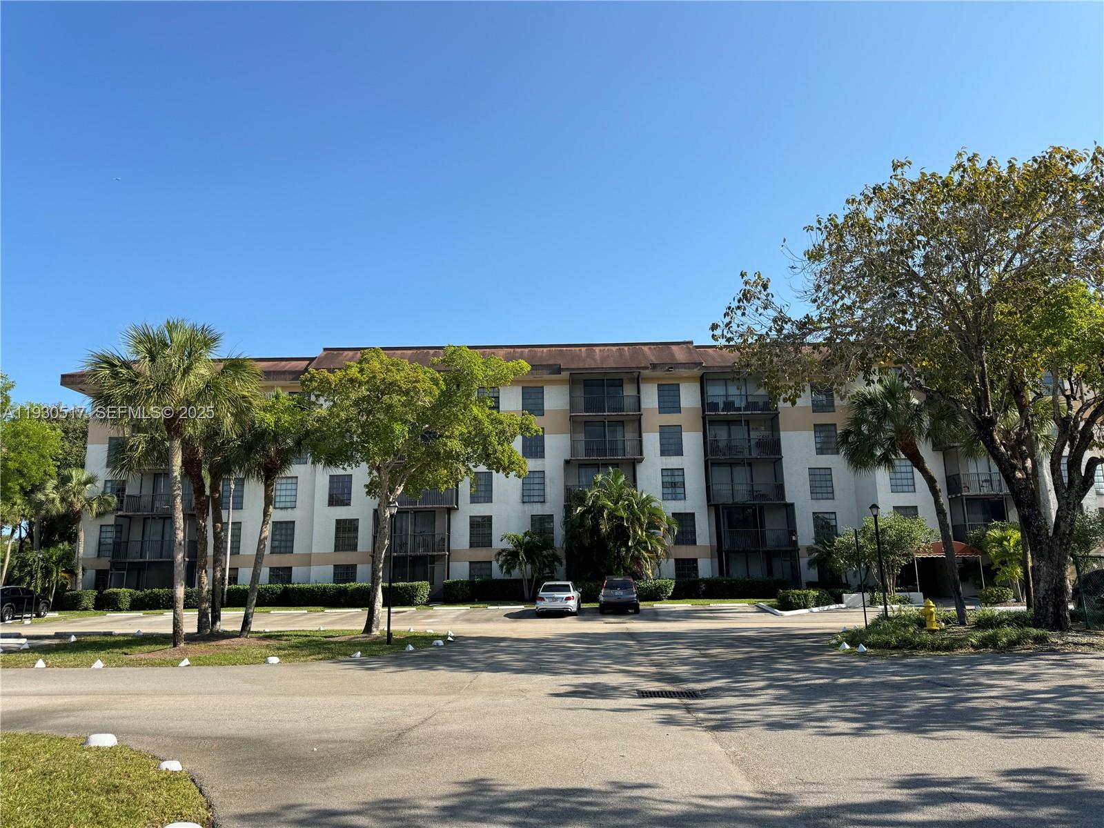 INVERWOOD CONDO - Residential Lease