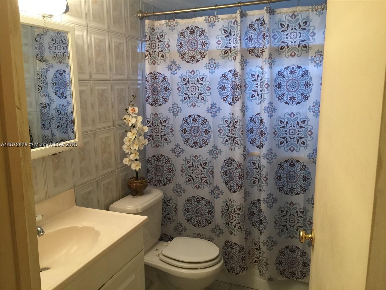 Victory Gardens Condo - Residential