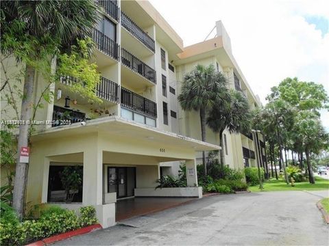 650 NE 149th St 110A Miami FL 33161