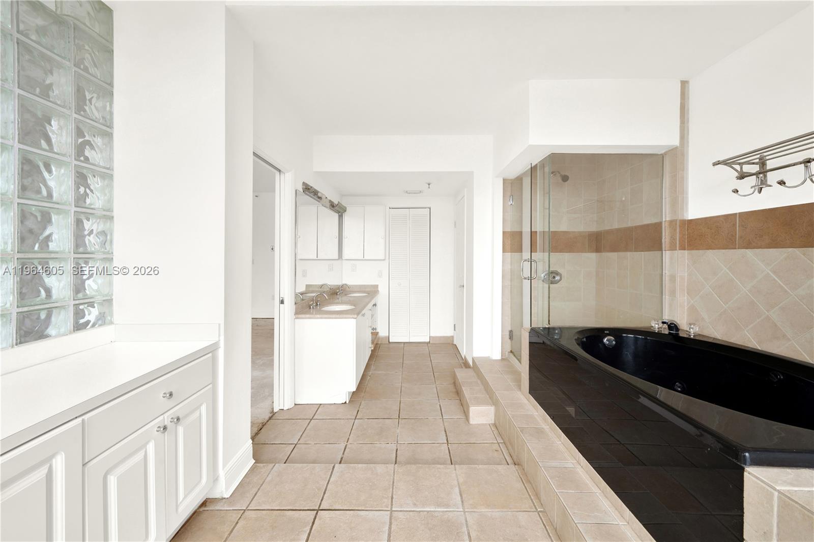 POINCIANA IS YT & RCQ CLU - Residential