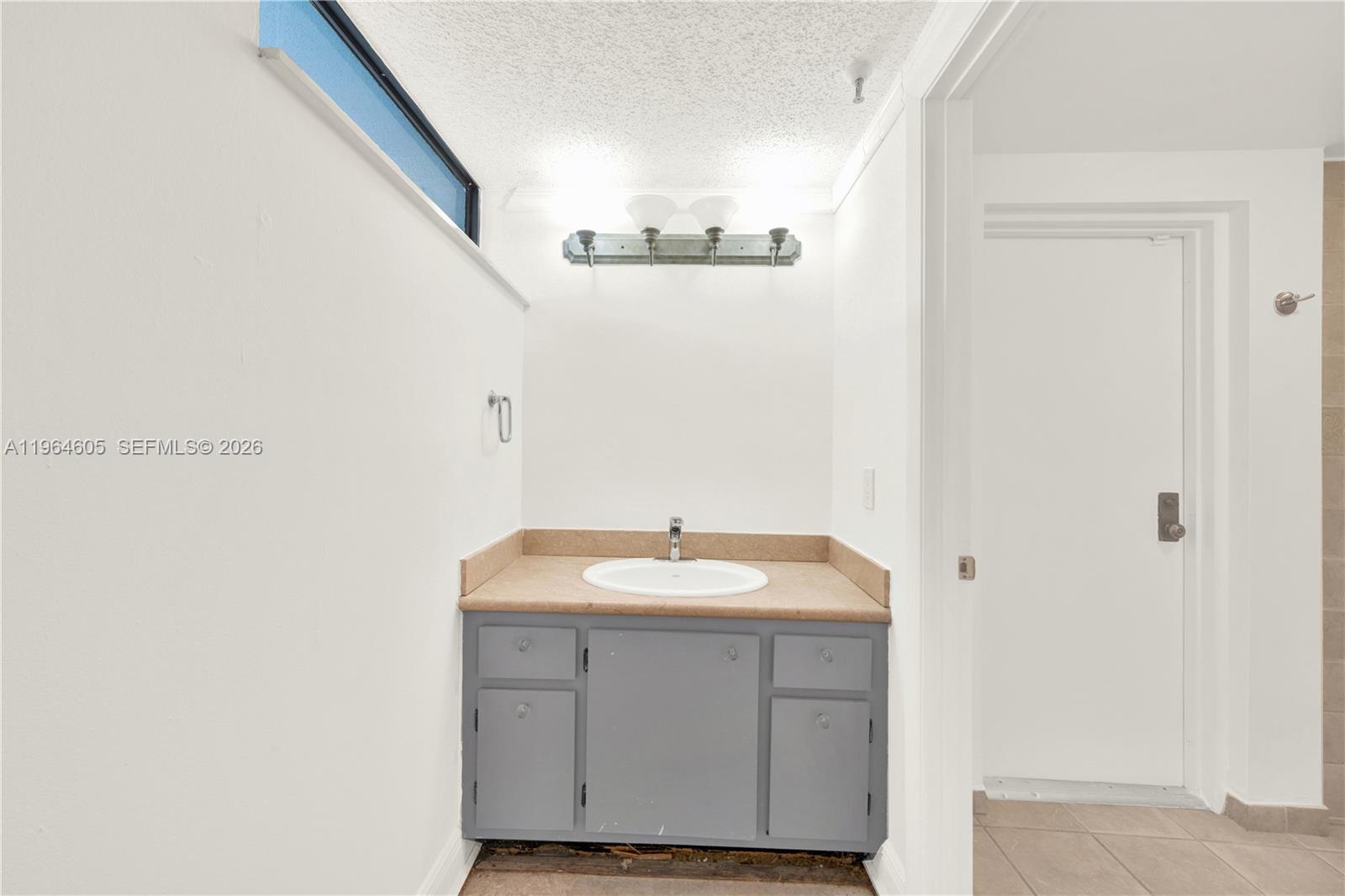 POINCIANA IS YT & RCQ CLU - Residential