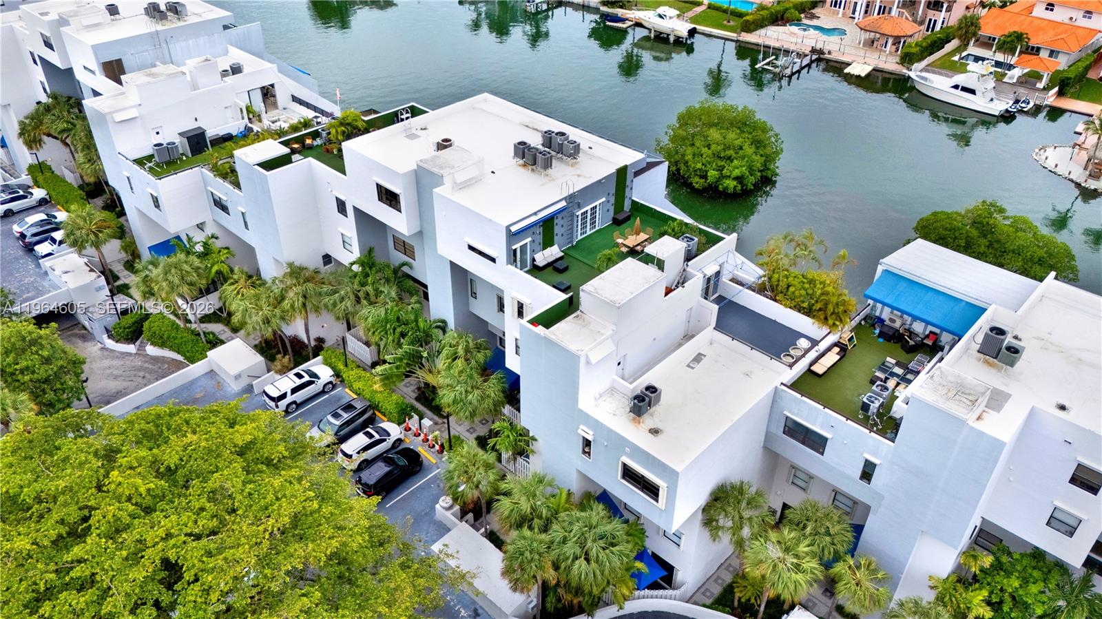 POINCIANA IS YT & RCQ CLU - Residential