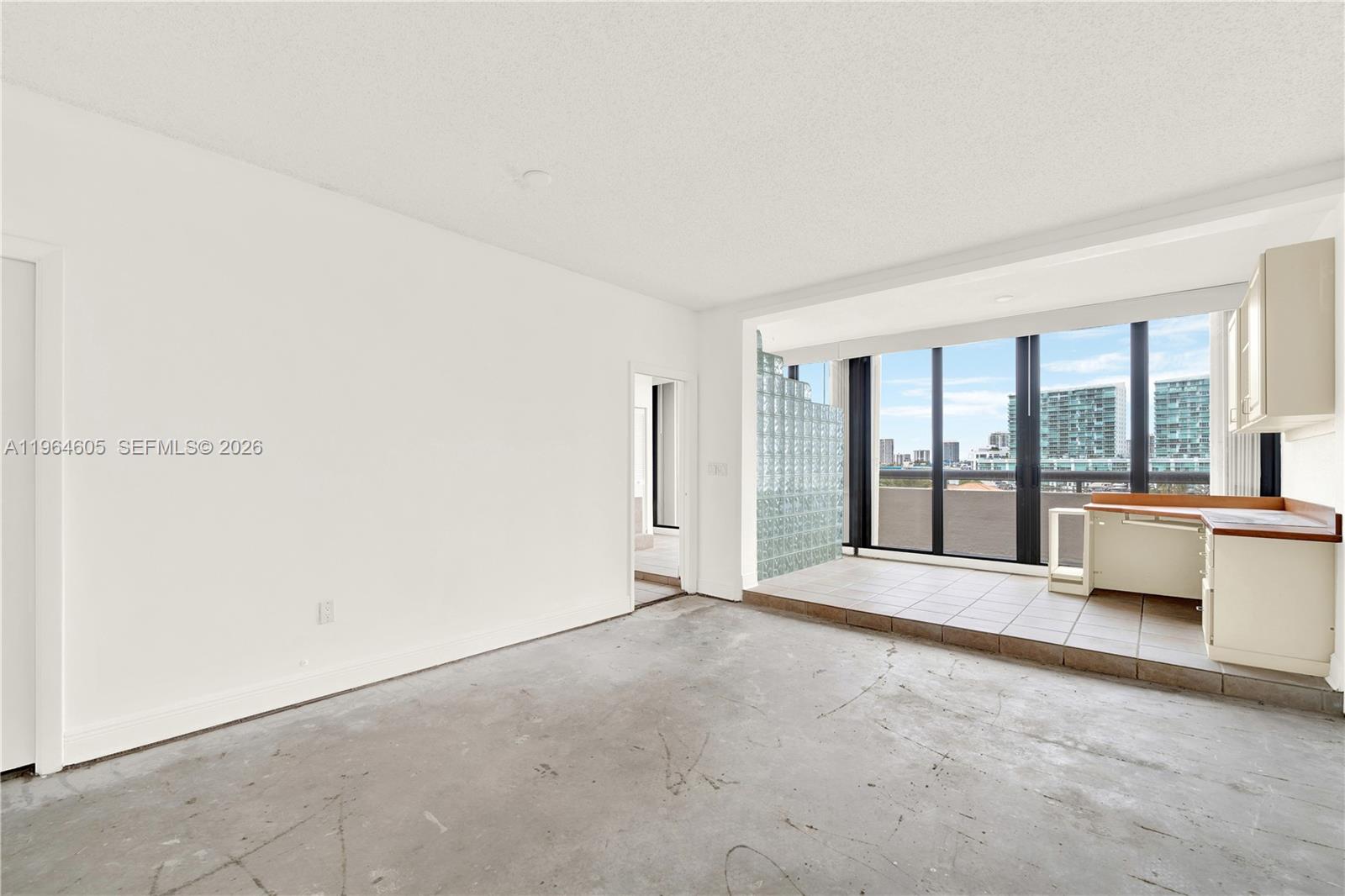 POINCIANA IS YT & RCQ CLU - Residential