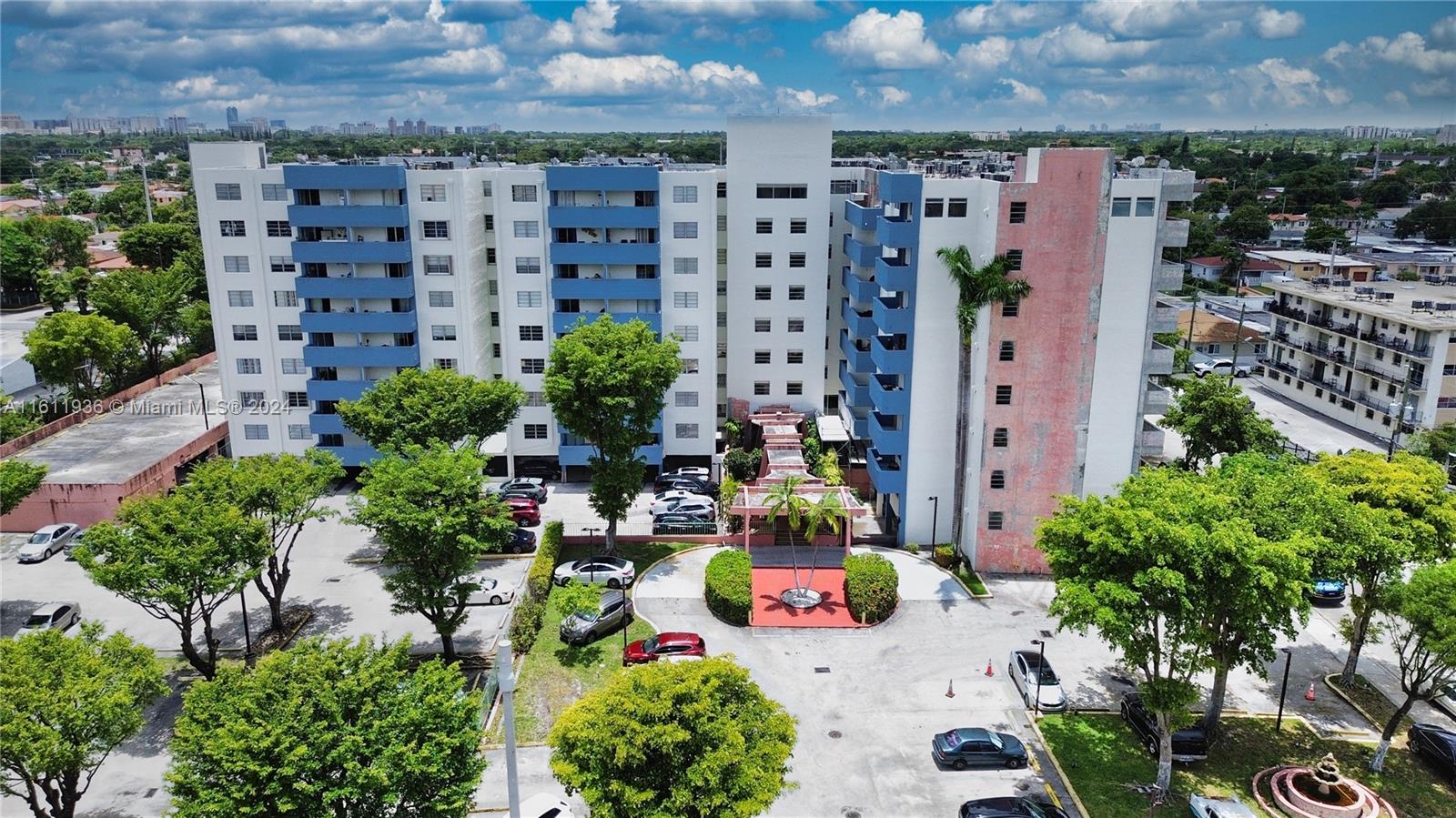 5050 CONDO - Residential