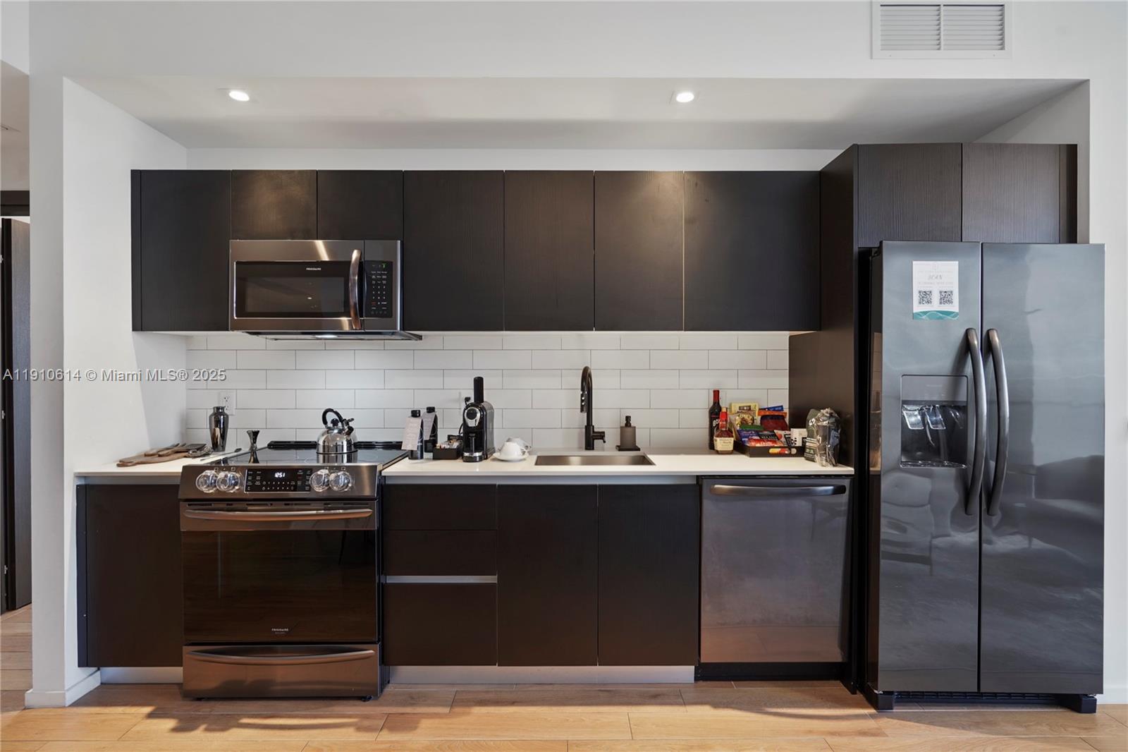 The Elser Residences - Residential