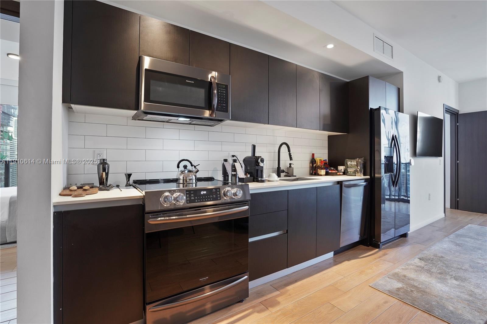 The Elser Residences - Residential