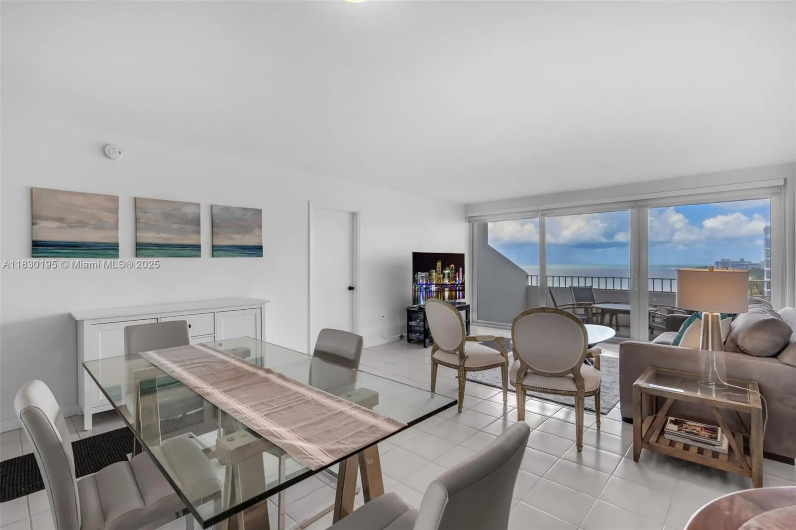 Key Biscayne, Florida 33149, United States, 1 Bedroom Bedrooms, ,2 BathroomsBathrooms,Residential,Active,160629