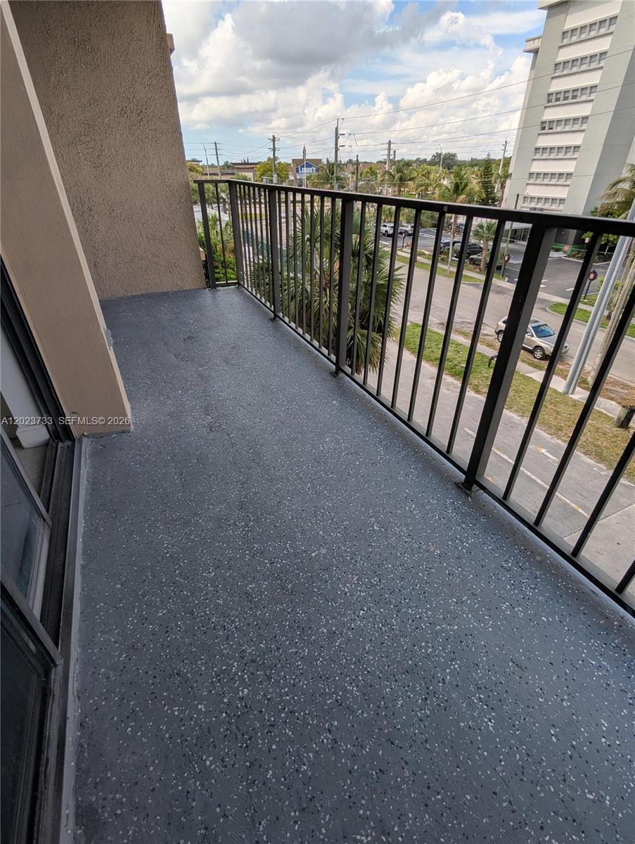 WINDWOOD CONDO - Residential Lease