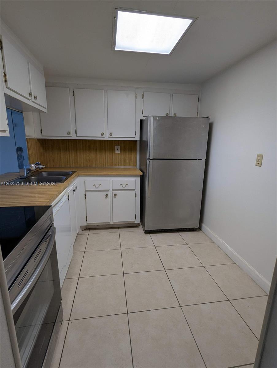 WINDWOOD CONDO - Residential Lease