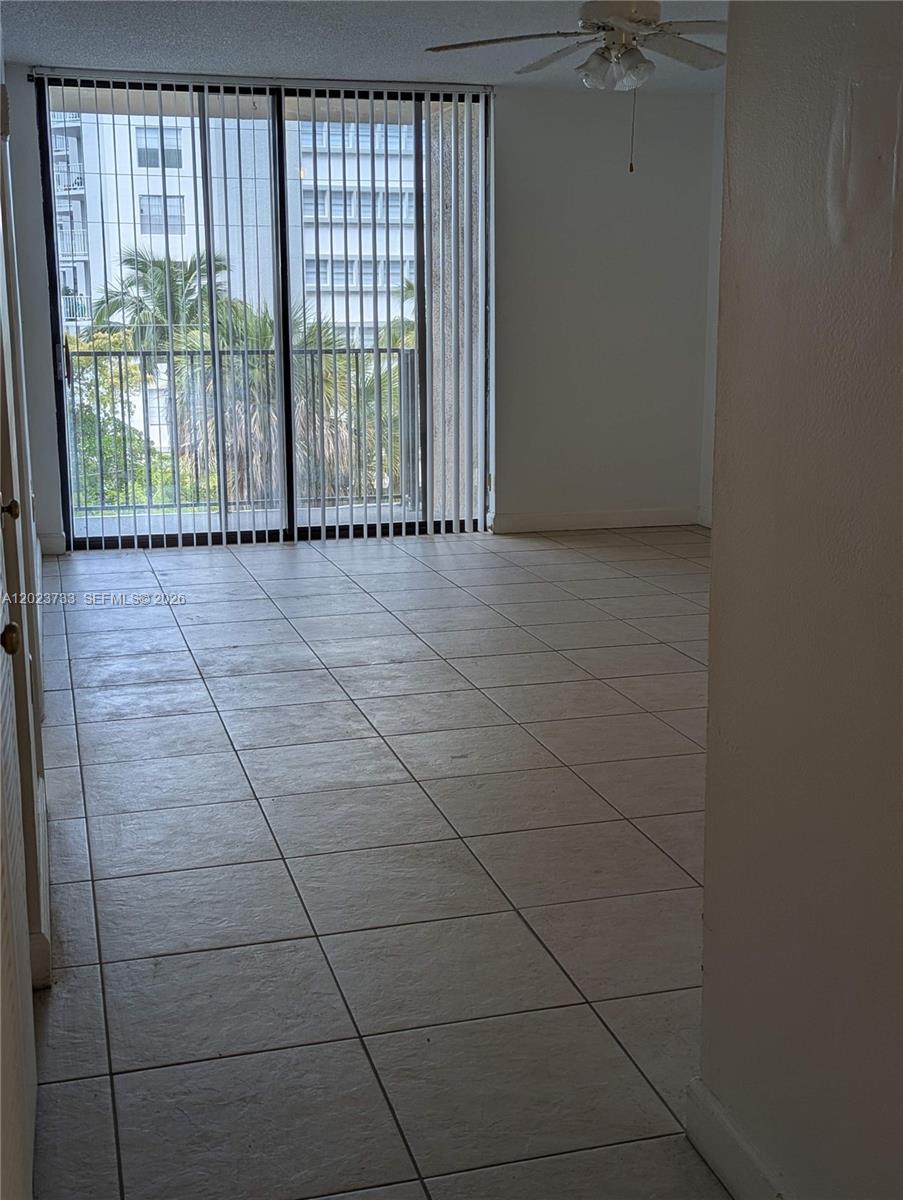WINDWOOD CONDO - Residential Lease