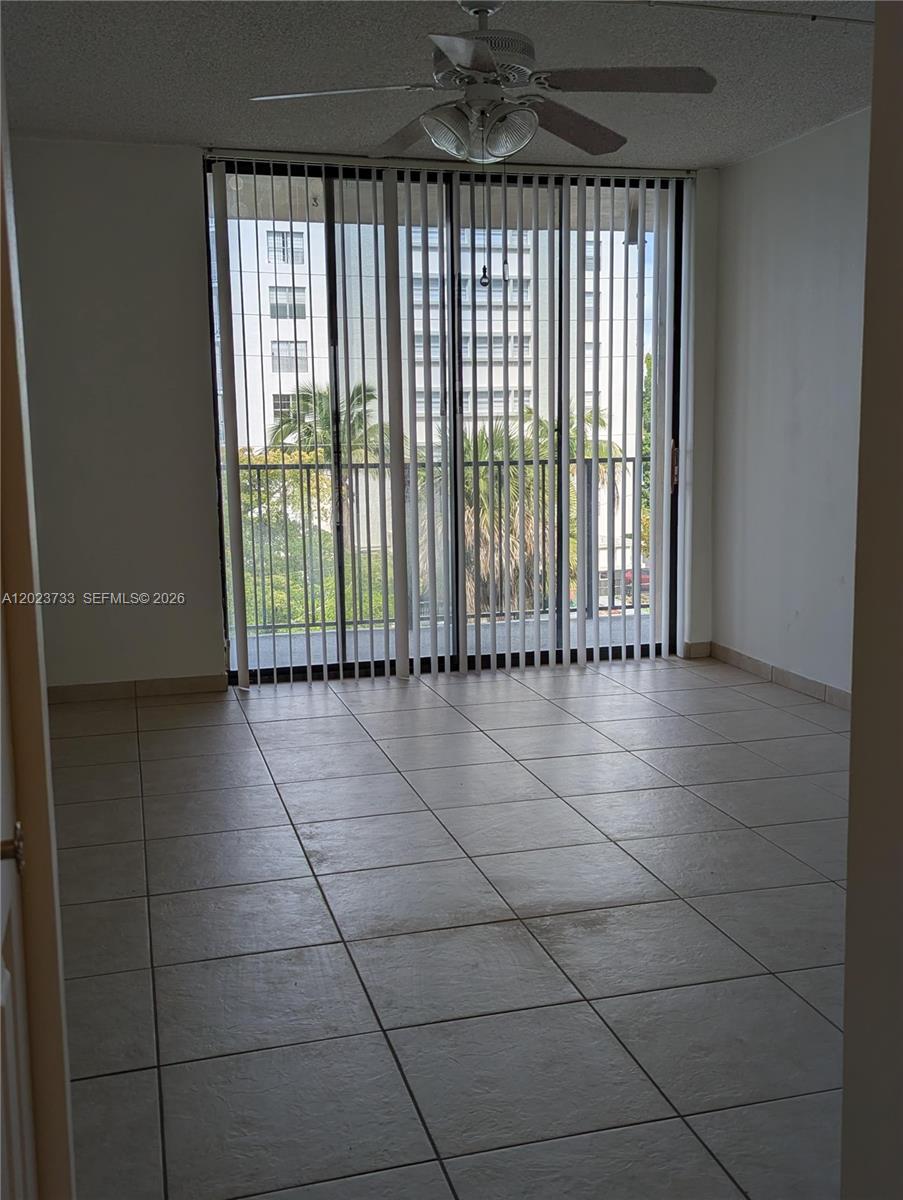 WINDWOOD CONDO - Residential Lease