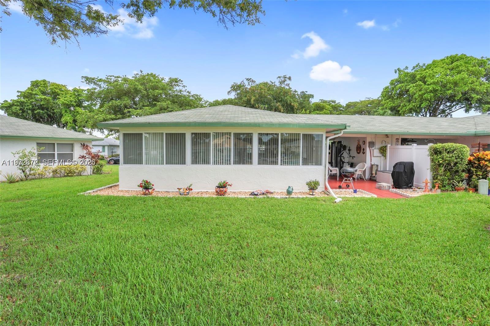 COUNTRY MANORS CONDO - Residential