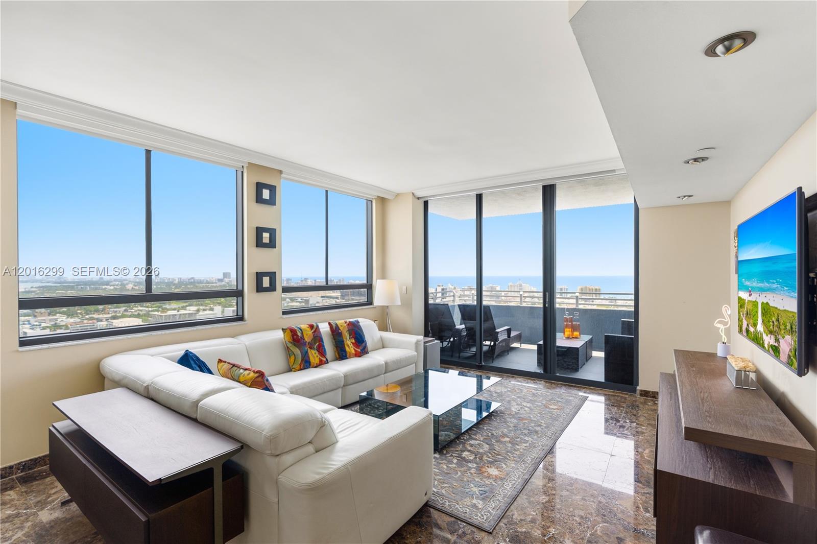 1330 West Ave PH05