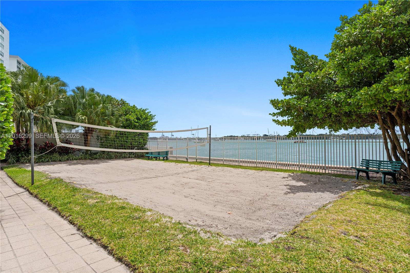 THE WAVERLY AT SOUTH BEAC - Residential