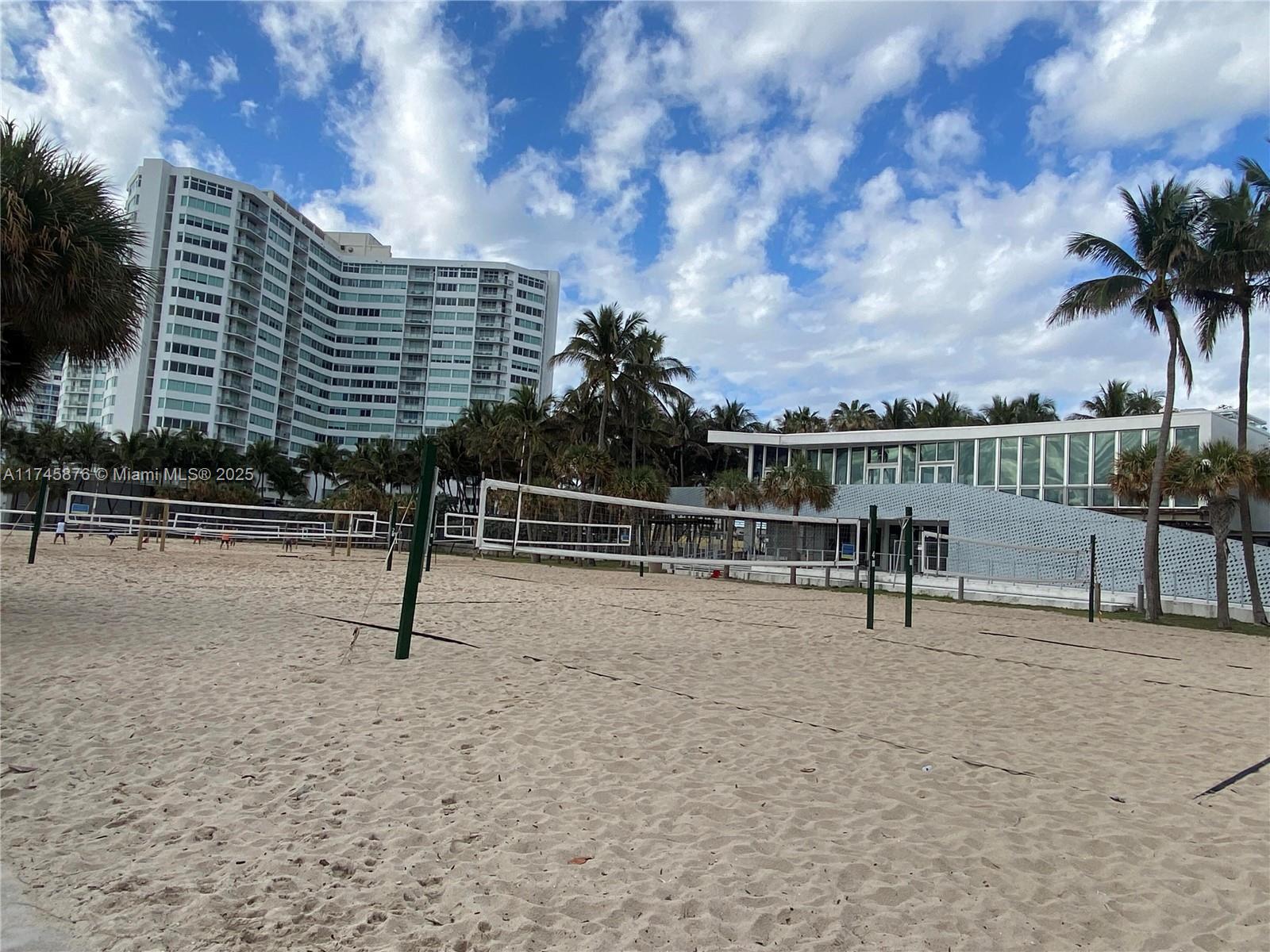 BISCAYNE POINT - Residential
