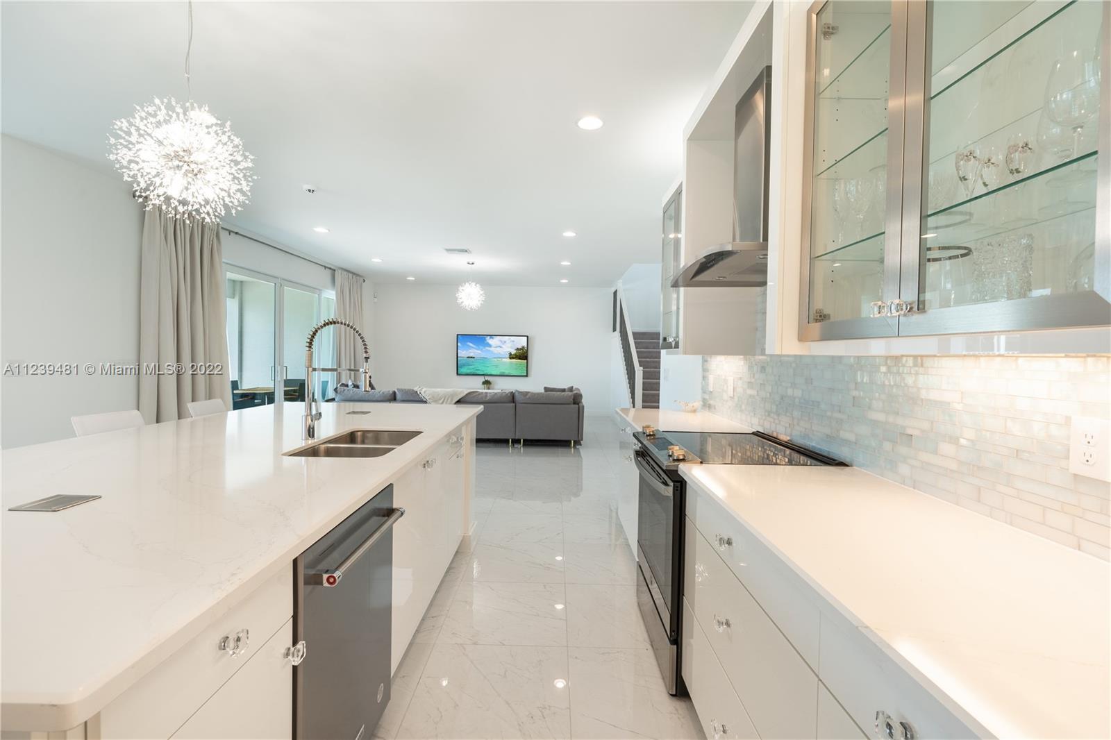 POLO TRACE 2 PUD PLAT NO - Residential Lease