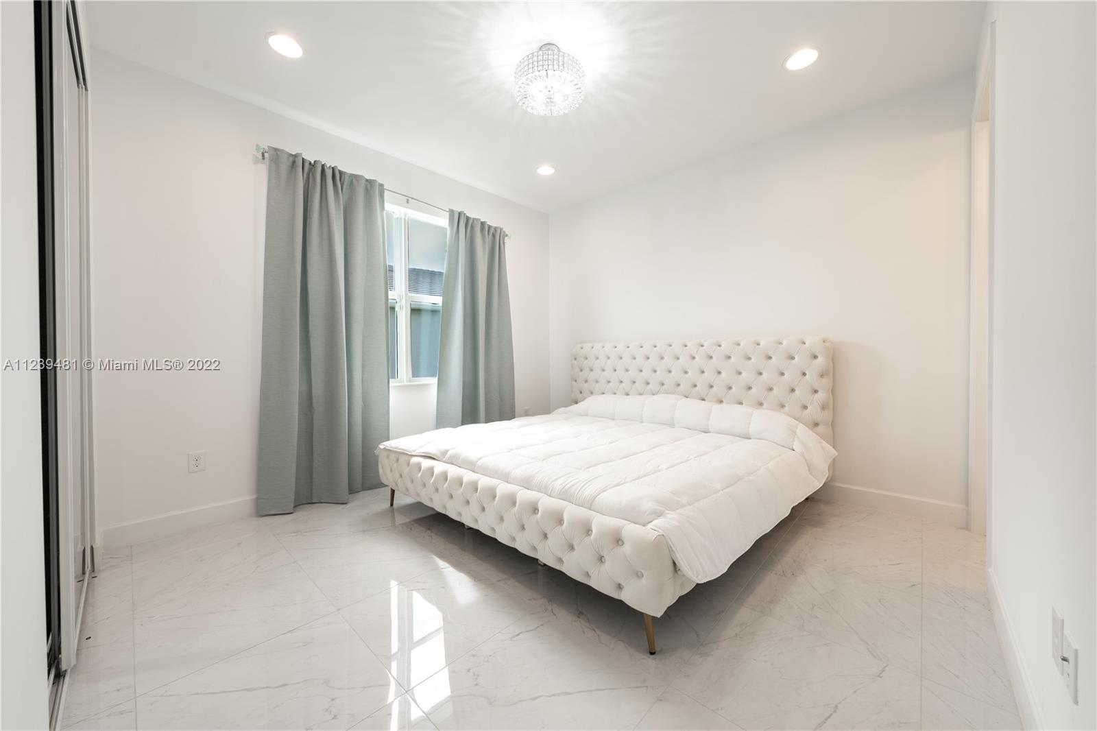 POLO TRACE 2 PUD PLAT NO - Residential Lease