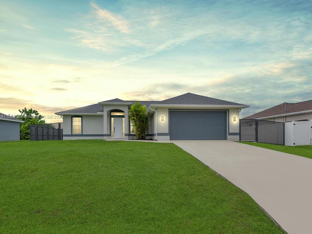 CAPE CORAL - Residential