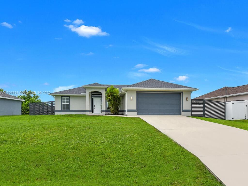 CAPE CORAL - Residential