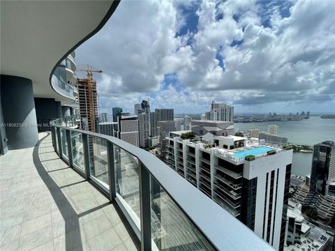  Miami FL 33131
