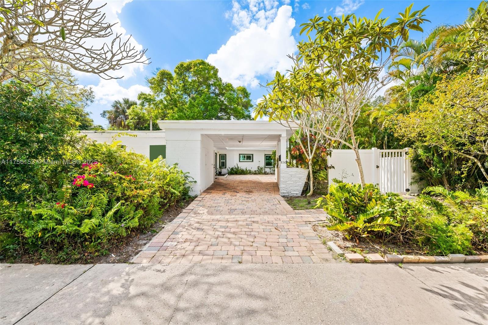 PINEHURST - Residential