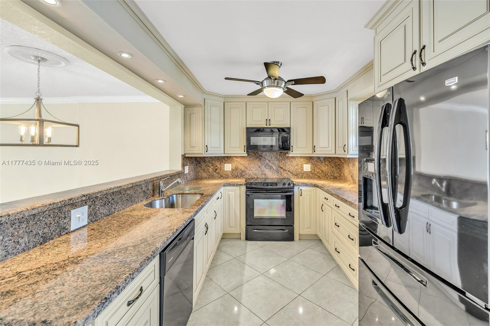 Property for Sale at 1025 Se 3rd Ave 201, Dania Beach, Miami-Dade County, Florida - Bedrooms: 2 
Bathrooms: 2  - $224,000