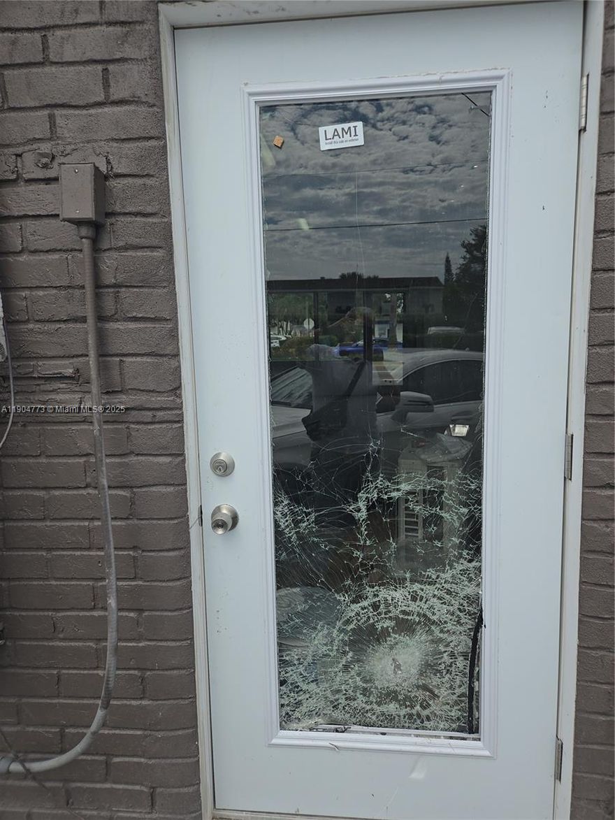 Discover the perfect space for lease in the heart of Hollywood Blvd! This versatile unit is ideal for massage therapists, estheticians, or beauty professionals seeking a clean, inviting, and convenient location for their business. The unit has been completely renovated and features a large island kitchen with plenty of cabinets, an oversized laundry room with hookups. The suite offers private treatment rooms, ample parking, and excellent street visibility for walk-in clients. Conveniently located near major roads and local amenities, this property provides the perfect blend of accessibility and professional appeal.