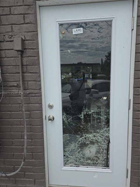 5712 Hollywood Blvd 1 Hollywood FL 33021