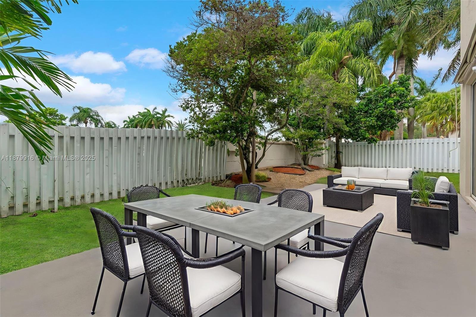 SILVER LAKES PHASE III - Residential