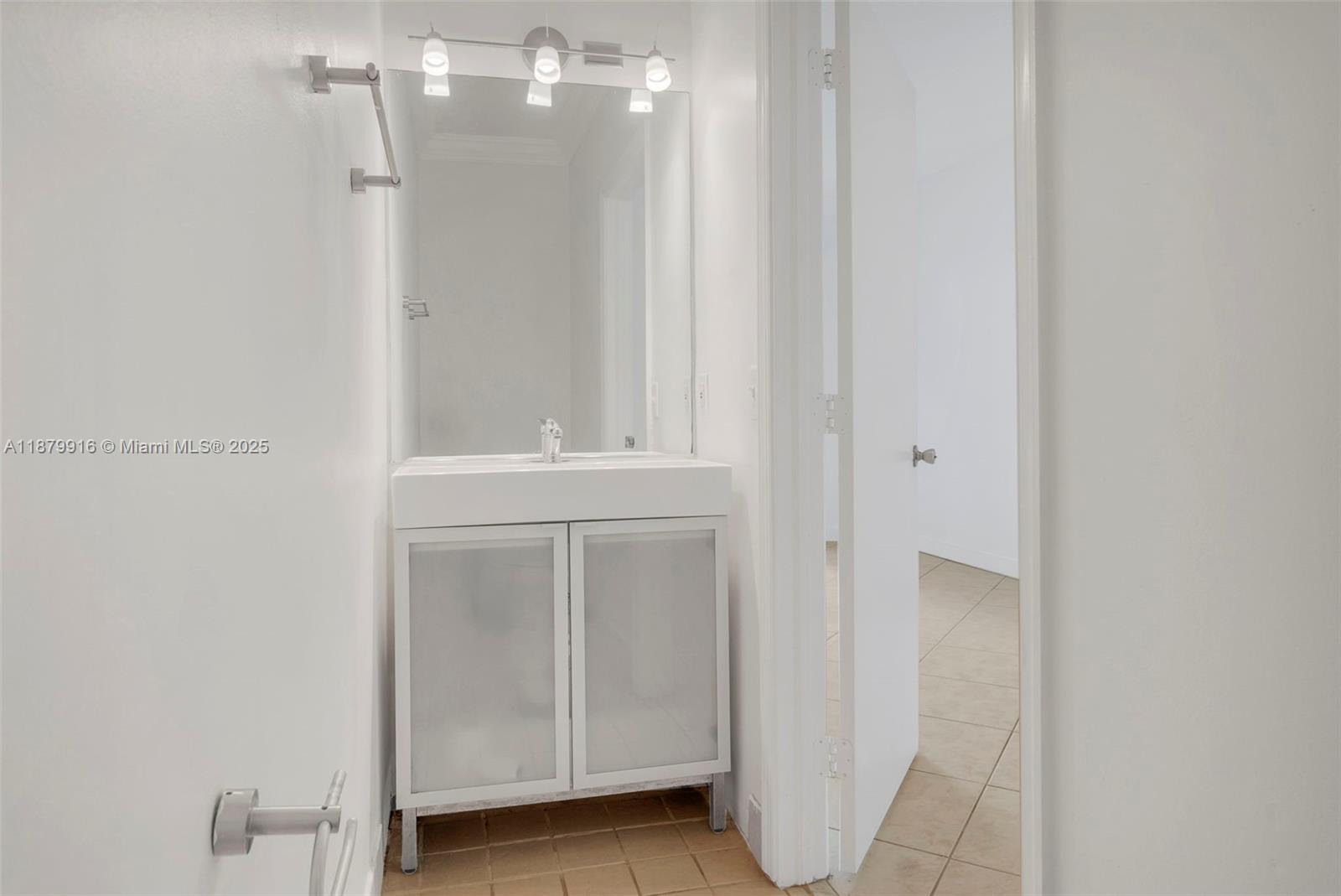 SILVER LAKES PHASE III - Residential