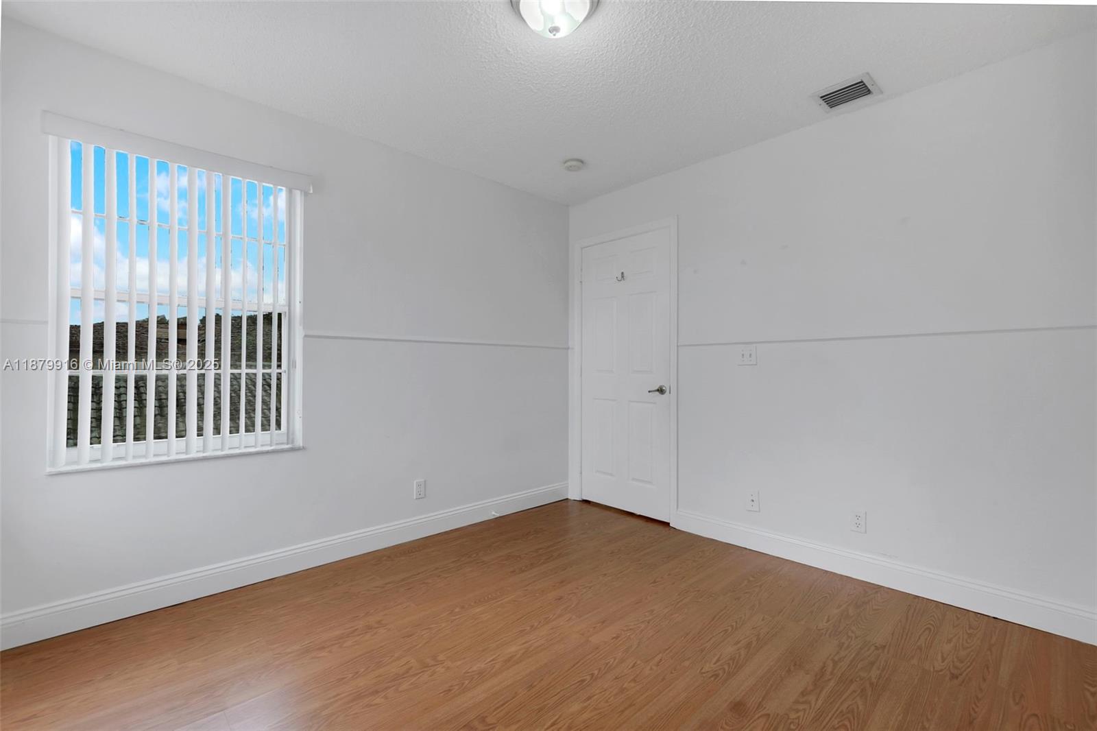 SILVER LAKES PHASE III - Residential