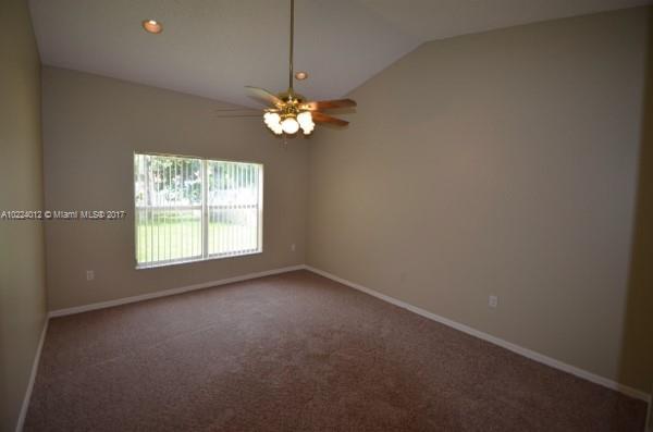 Flamingo Estates 150-6 B - Residential Lease