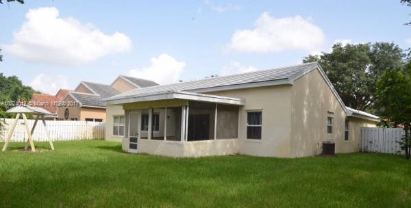 Flamingo Estates 150-6 B - Residential Lease