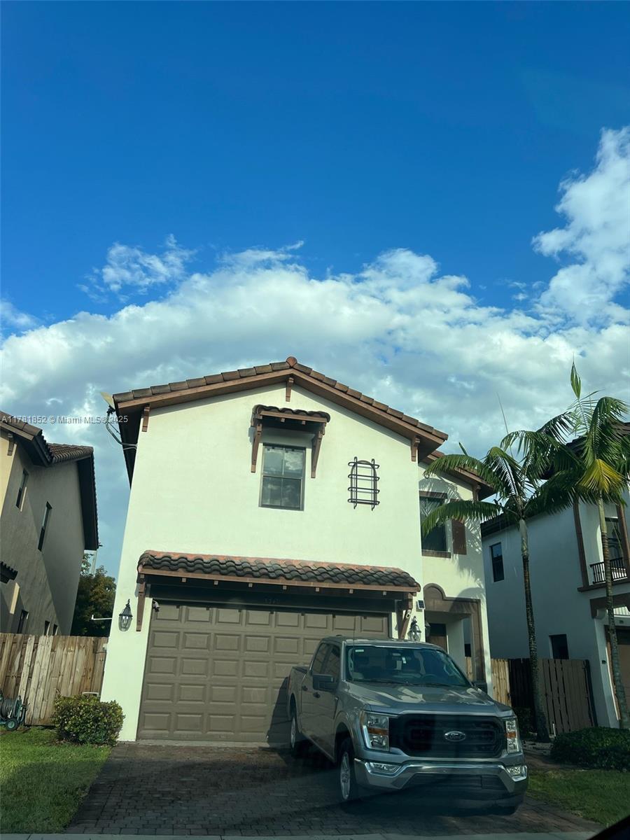 Property for Sale at 8749 Nw 102 Ct, Doral, Miami-Dade County, Florida - Bedrooms: 4 
Bathrooms: 4  - $895,000