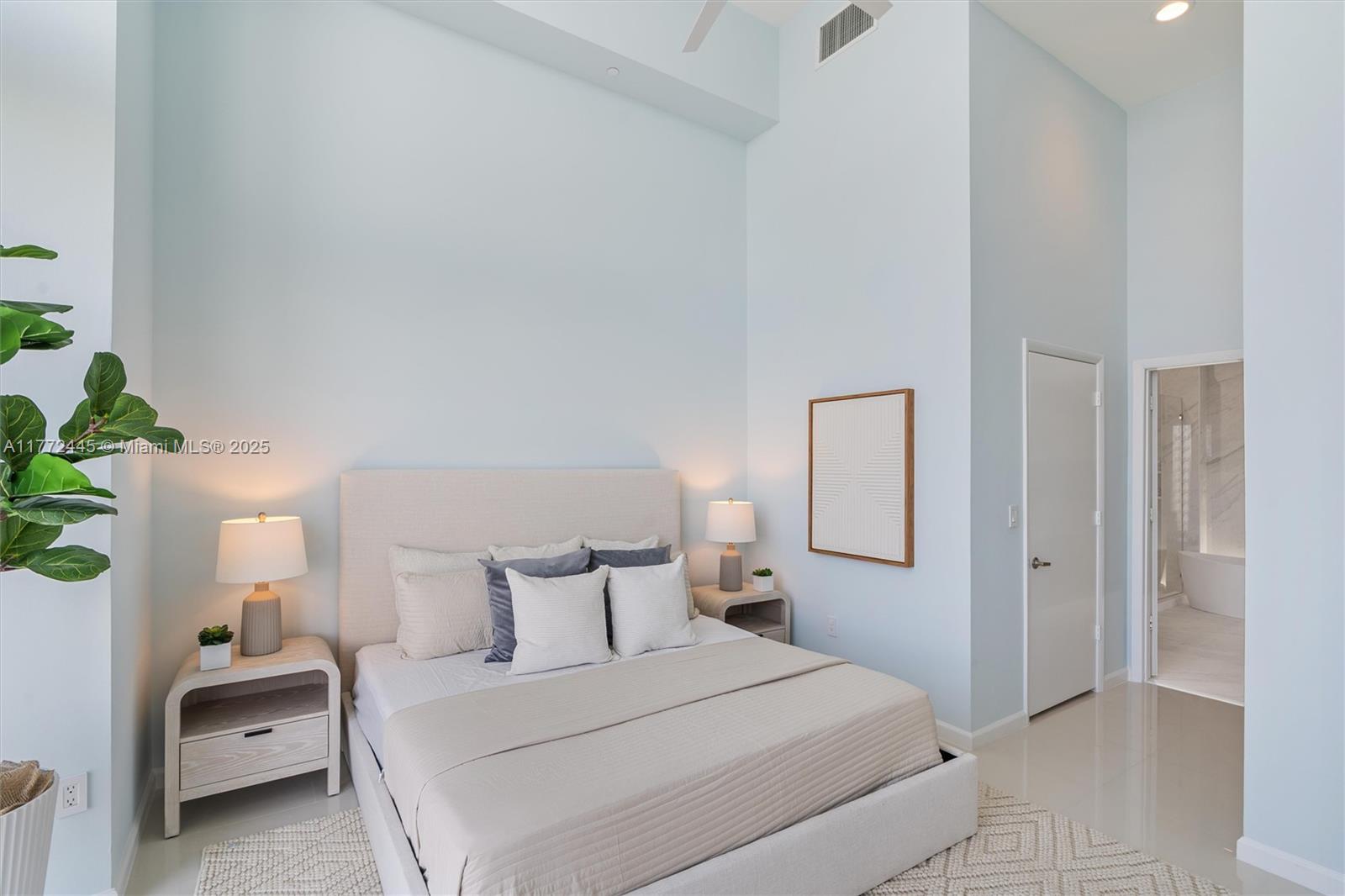 ICON BRICKELL NO TWO - Residential