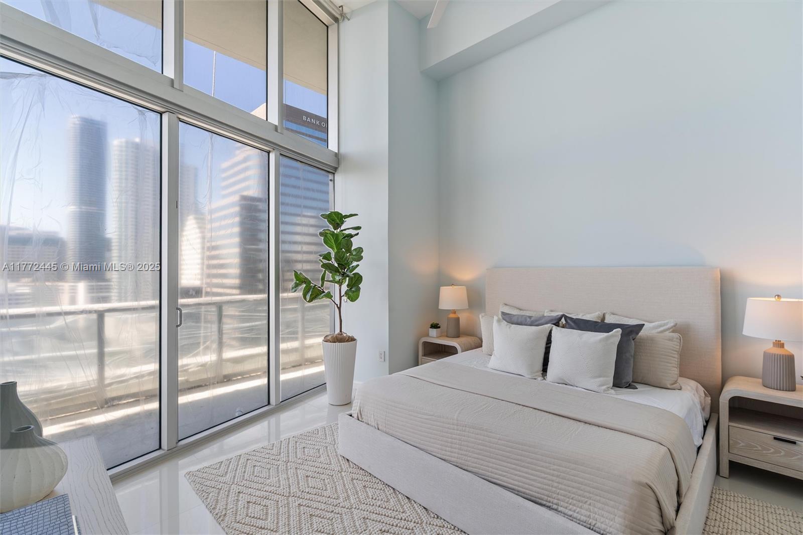 ICON BRICKELL NO TWO - Residential