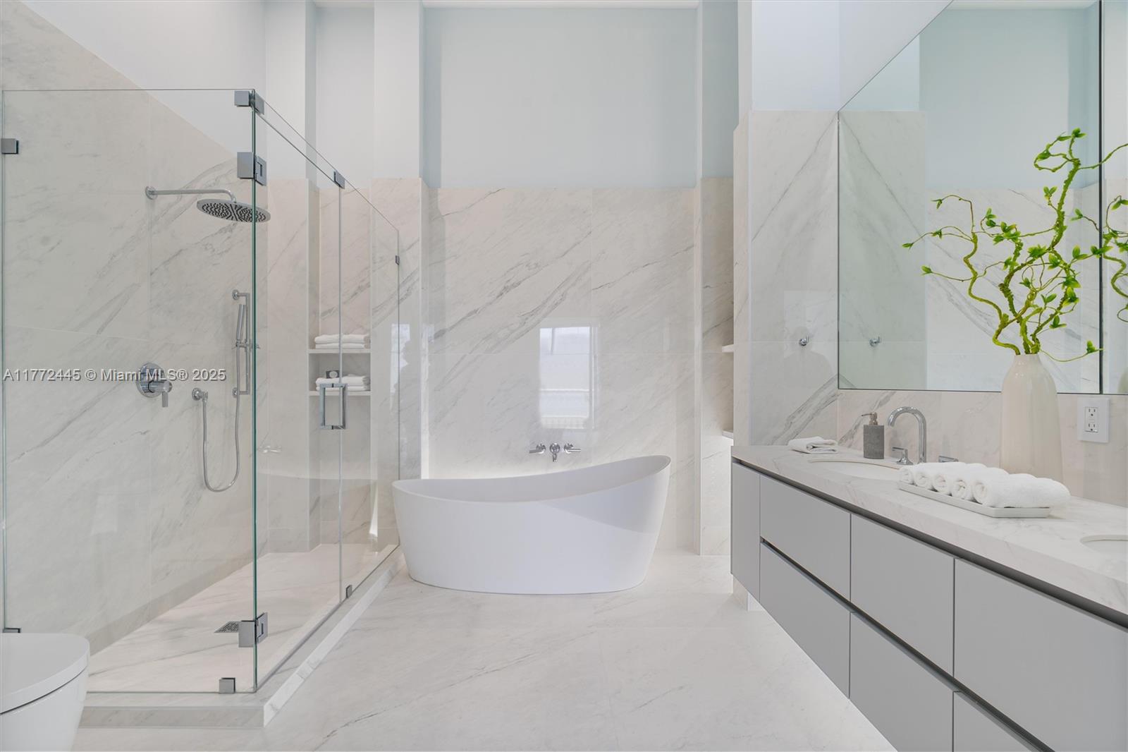 ICON BRICKELL NO TWO - Residential