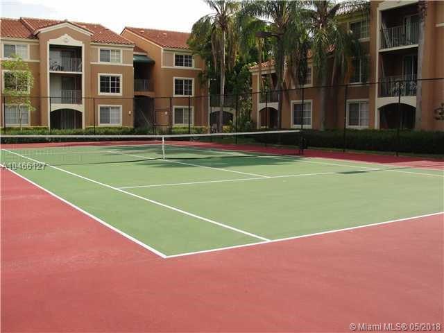 CARRINGTON AT COCONUT CRE - Residential Lease