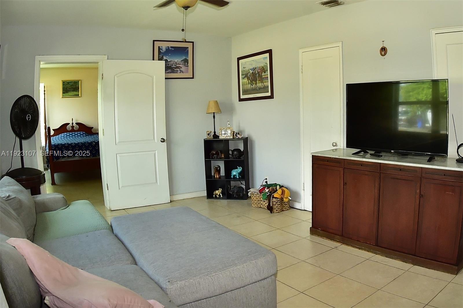 SOUTH HOLLYWOOD AMD PLAT - Residential