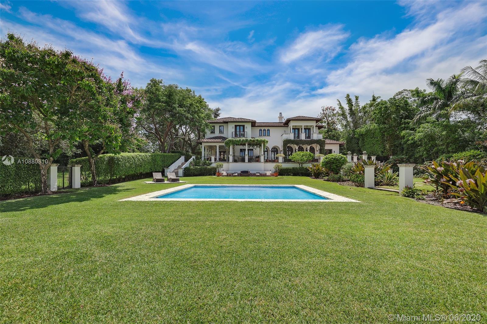 HAMMOCK LAKE - Residential